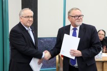 Wręczenie stypendiów za wysoko punktowane publikacje naukowe [fot. Anna Bielawiec-Osińska]